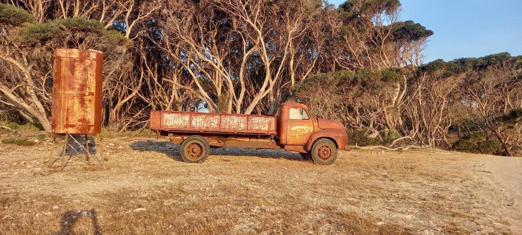 Fotografie z fotogalerie ubytování Kangaroo Island Ocean View Premium Couples Retreat "The Rusty Kangaroo" v destinaci Penneshaw