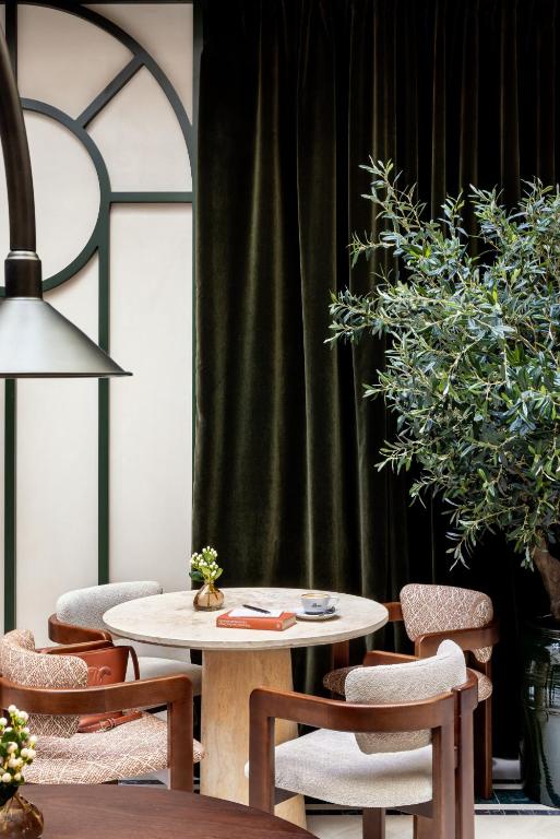 TÓTEM Madrid, a Small Luxury Hotel of the World - Resim 8