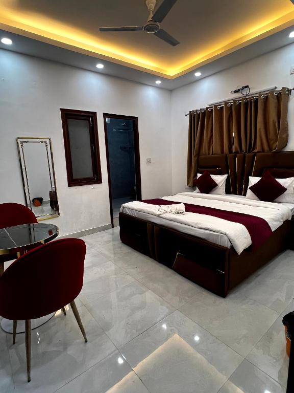 Postel nebo postele na pokoji v ubytování Hotel Trending Stay