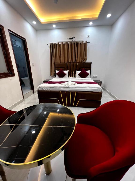 Postel nebo postele na pokoji v ubytování Hotel Trending Stay