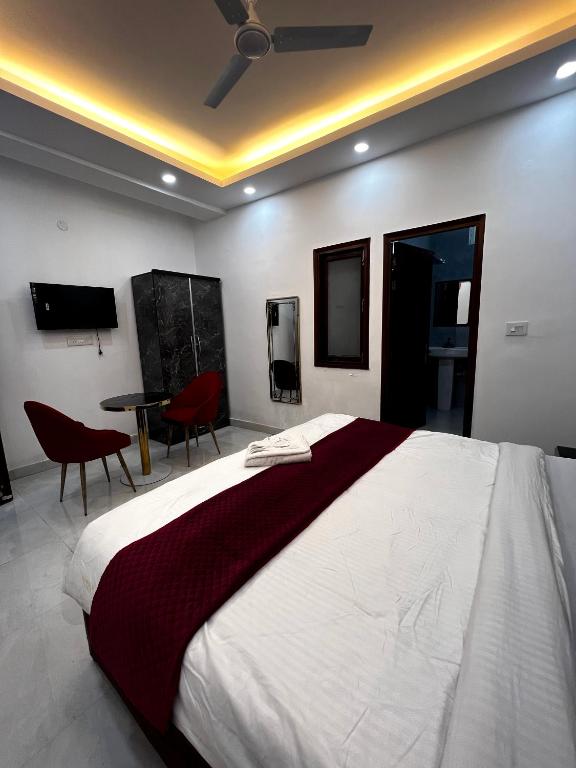 Postel nebo postele na pokoji v ubytování Hotel Trending Stay