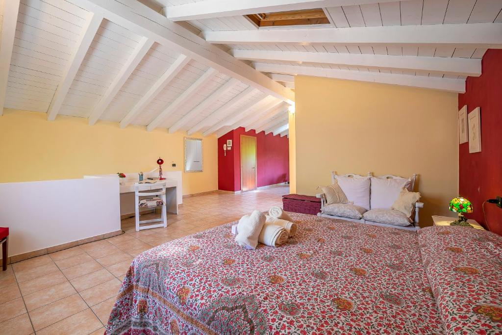 Łóżko lub łóżka w pokoju w obiekcie Villa La Dolce Vita - Happy Rentals