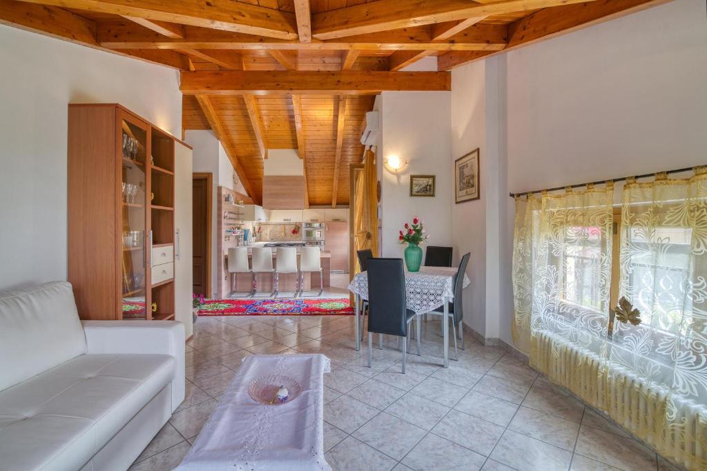 Część wypoczynkowa w obiekcie Casa Maddalena Private Beach on request - Happy Rentals