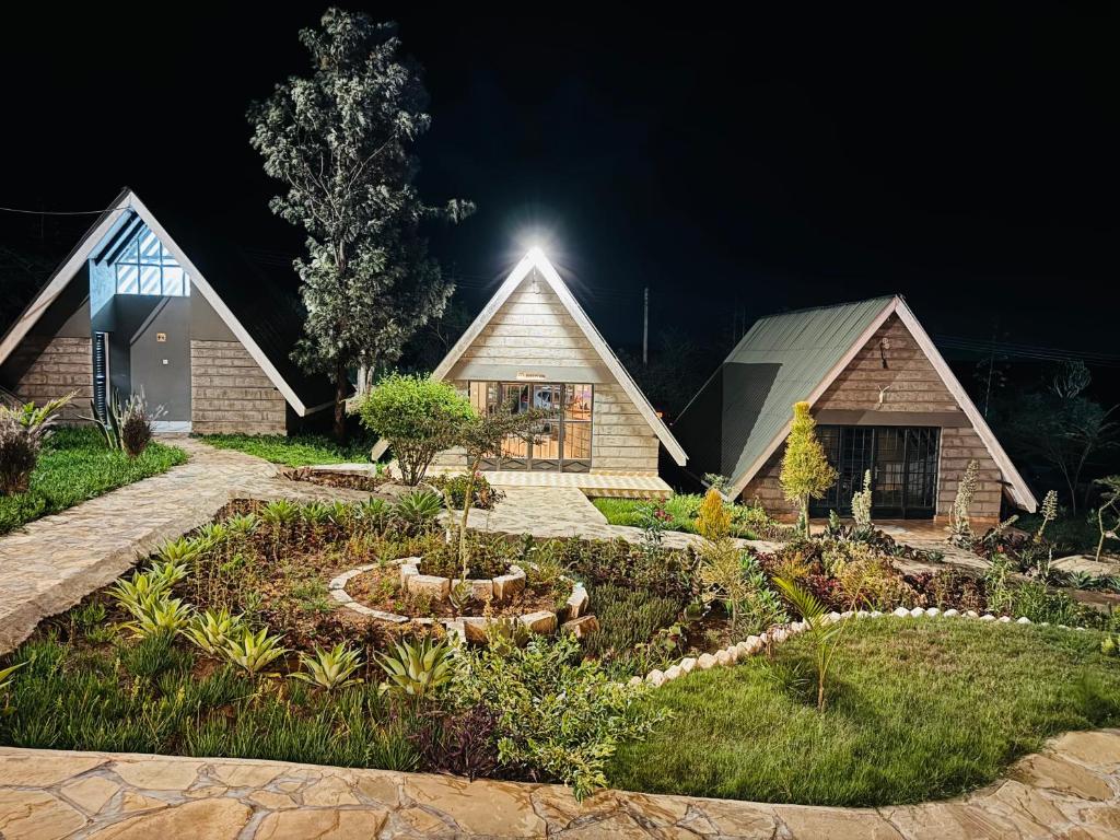 Outback Kenya Lodge