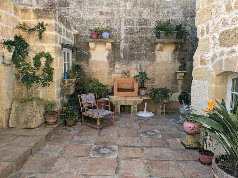 Αίθριο ή υπαίθριος χώρος στο PERLA 21