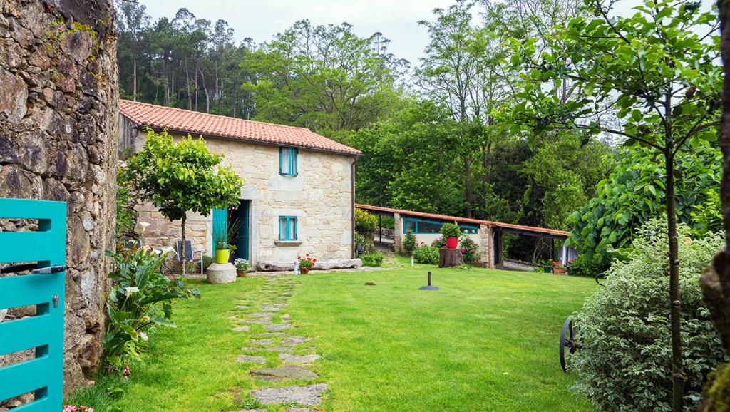 Vonkajšia záhrada v ubytovaní Casa do Zuleiro