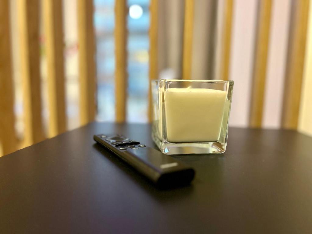 Island Modern Box Apartment - 10