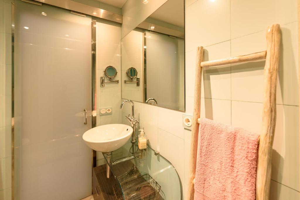 A bathroom at Apartamento Reisol