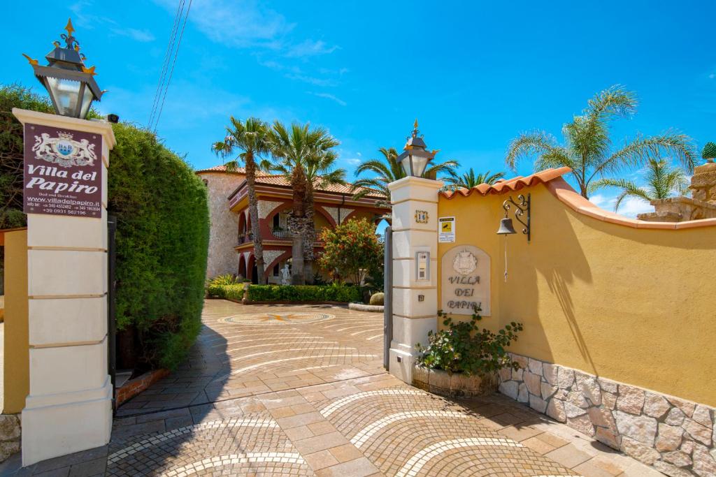 Villa del Papiro Charme Apartments