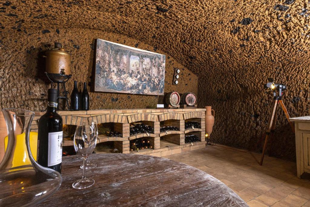 A television and/or entertainment centre at La Rocca - Palazzo Pallotti