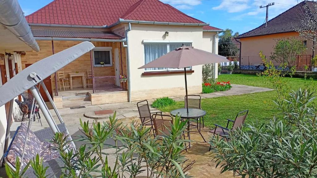 Zahrada ubytování Neubauer Vendégház*** Mohács