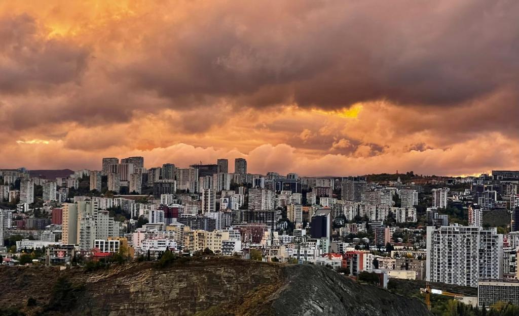 Full Comfort Apartment at Chavchavadze - Studio Apartment With Balcony - City&Mountain View
