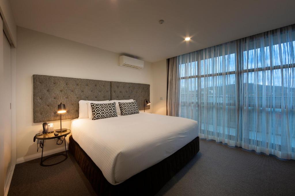 Avenue Hotel Canberra - Resim 13