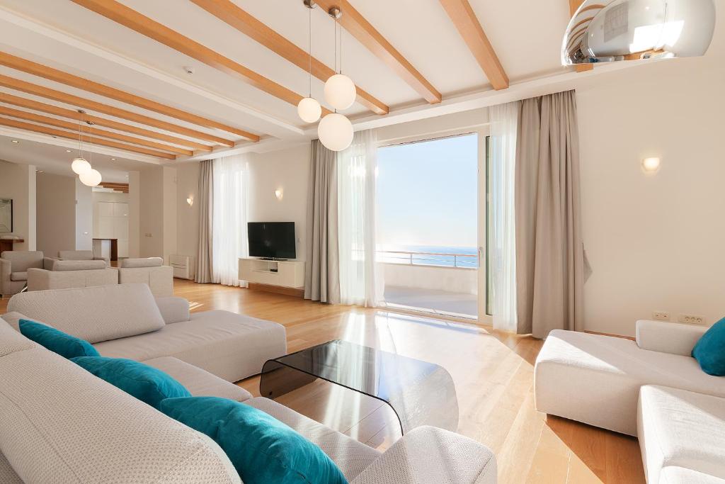 Bedroom III