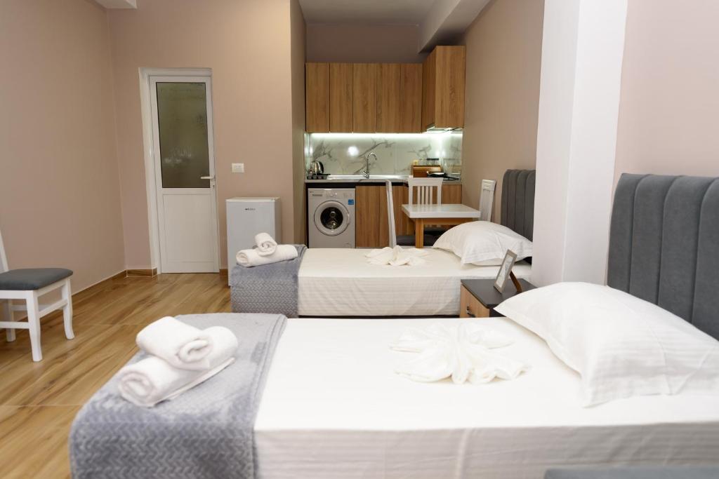 Kuchyň nebo kuchyňský kout v ubytování Mezani Guest House