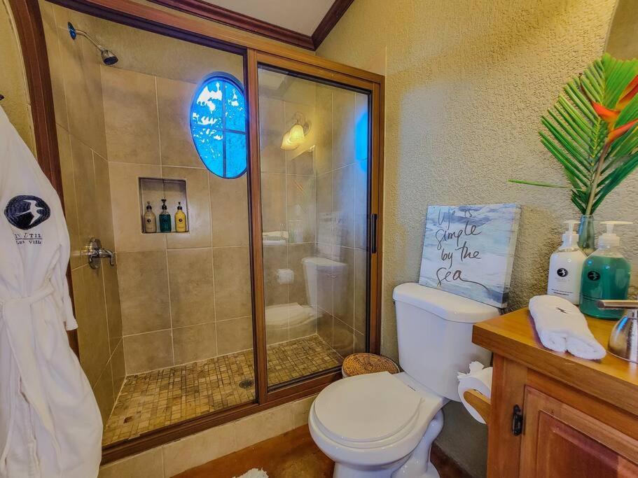 Koupelna v ubytování Vive Utila - Bed & Breakfast