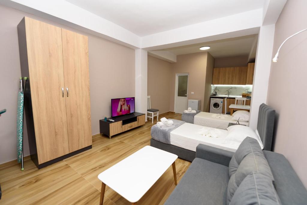 Postel nebo postele na pokoji v ubytování Mezani Guest House