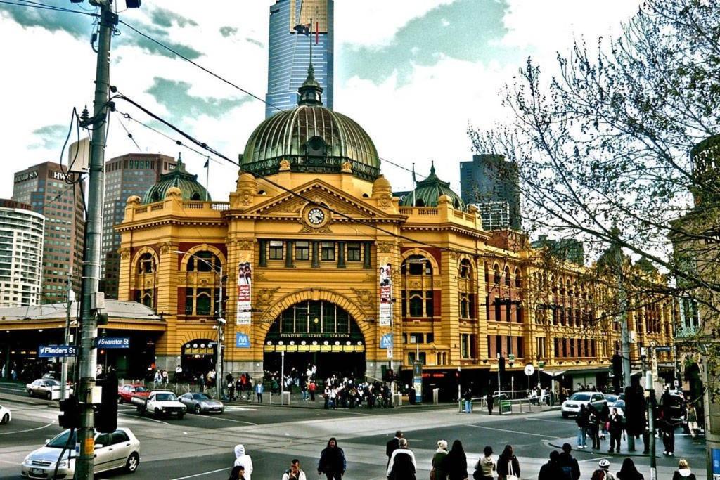 Nespecifikovaný výhled na destinaci Melbourne nebo výhled na město při pohledu z apartmánu
