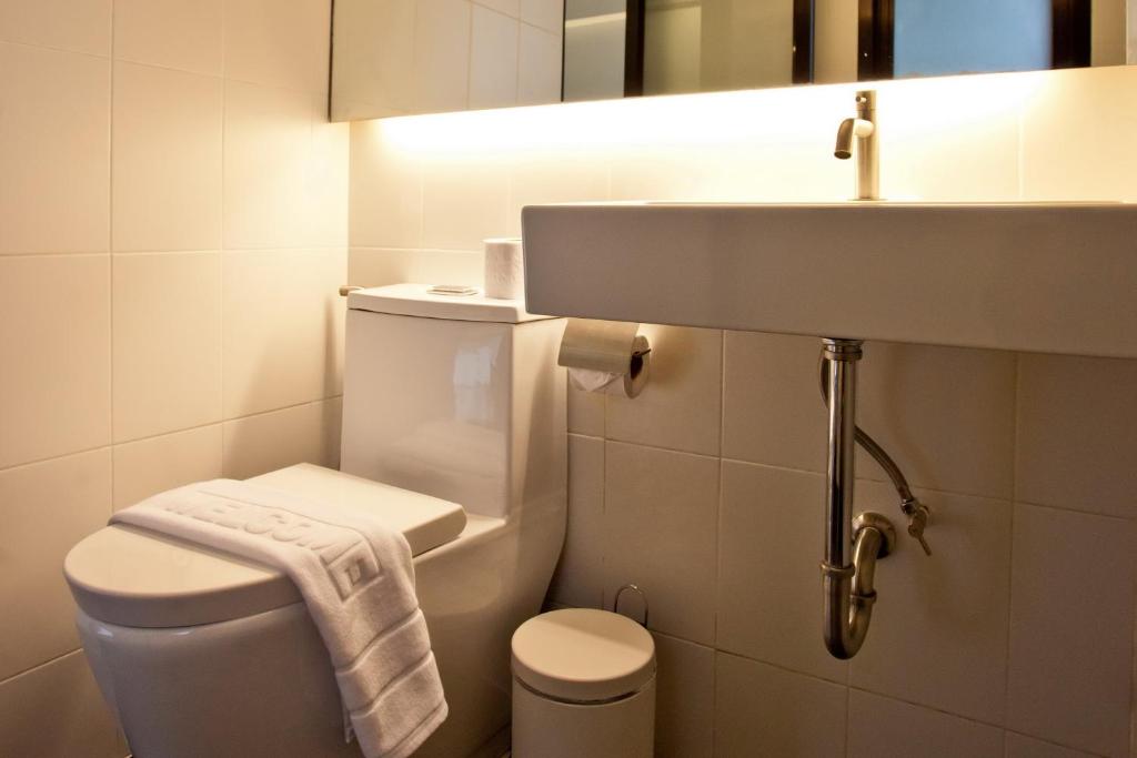 BED Phrasingh-Adults Only - 8