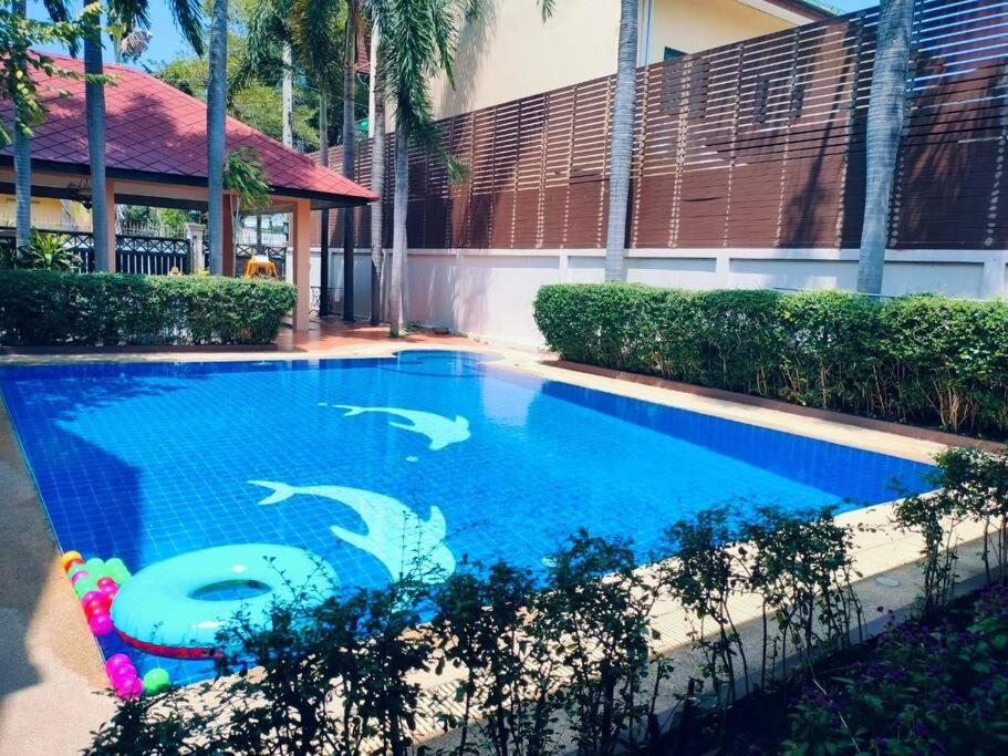 Luxury Pool Villa 5 Bedroom - Two-Bedroom Villa