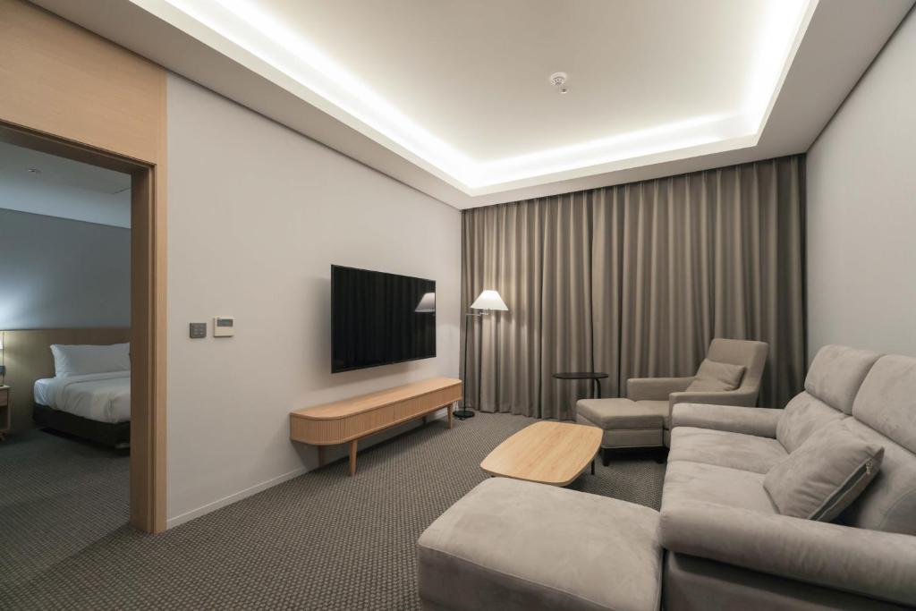 TV a/nebo společenská místnost v ubytování Aank Hotel Incheon Guwol