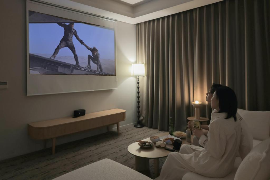 TV a/nebo společenská místnost v ubytování Aank Hotel Incheon Guwol