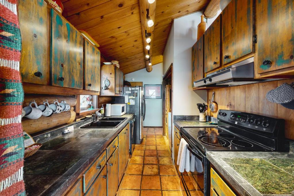 Kuchyň nebo kuchyňský kout v ubytování Bucks House