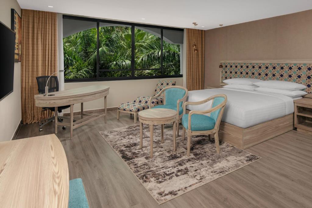 Delta Hotels by Marriott Dar es Salaam - Camera King Standard Con Vista Sul Cortile