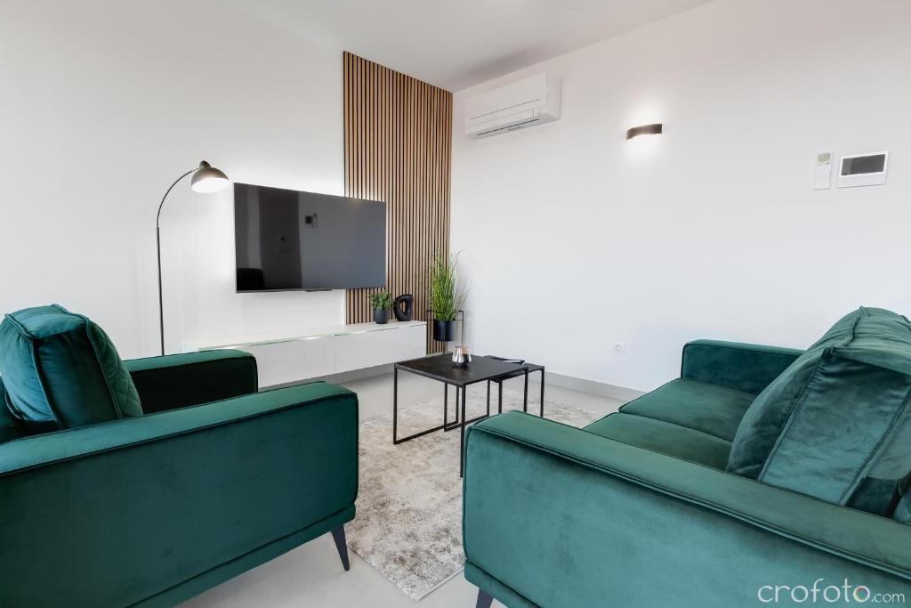 EMMI, Zadar Updated 2024 Prices