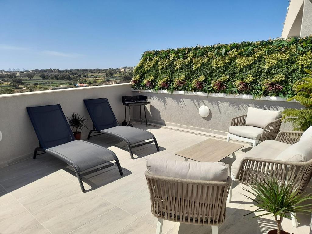 Balkón nebo terasa v ubytování Malta Serenity Home