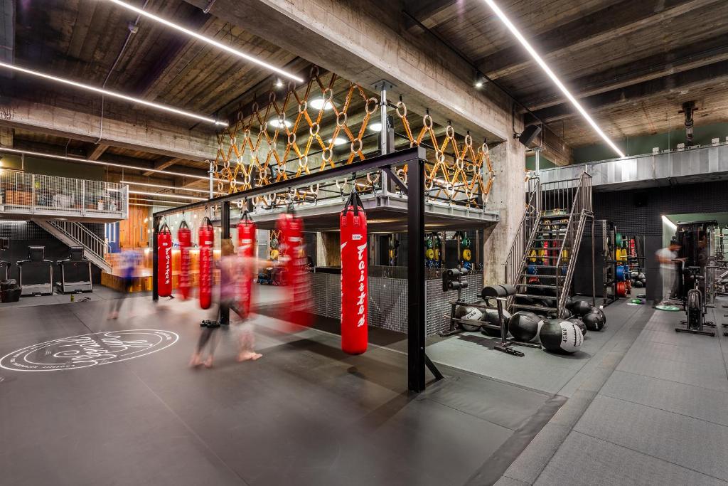 Fitness centrum a/nebo fitness zařízení v ubytování Postillion Hotel WTC Rotterdam