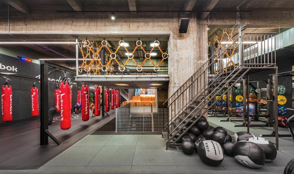 Fitness centrum a/nebo fitness zařízení v ubytování Postillion Hotel WTC Rotterdam