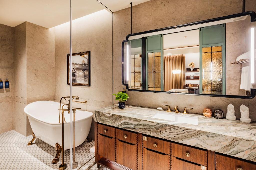 Koupelna v ubytování Hotel Central 新中央酒店