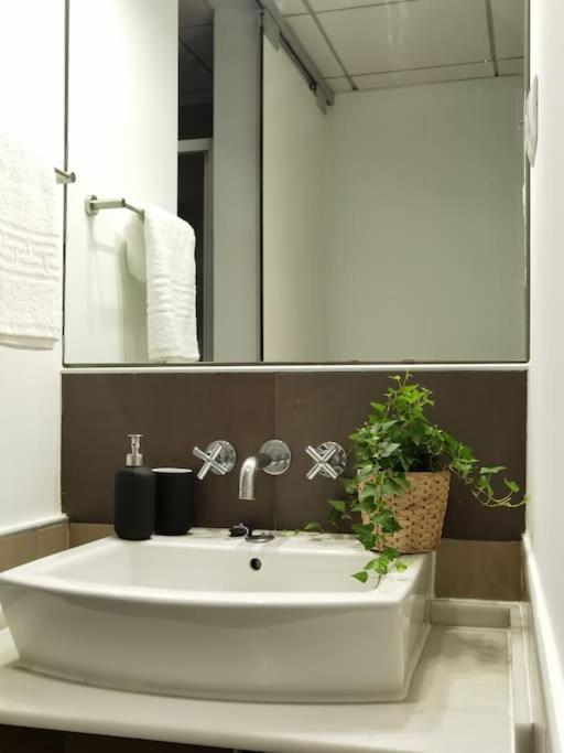 Casa Luxe Suites Barcelona - 18