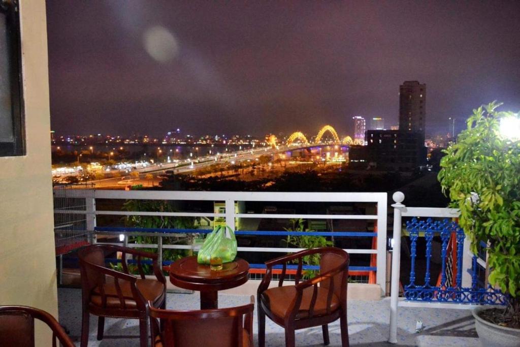 Balkón nebo terasa v ubytování Cong Thuong Hotel
