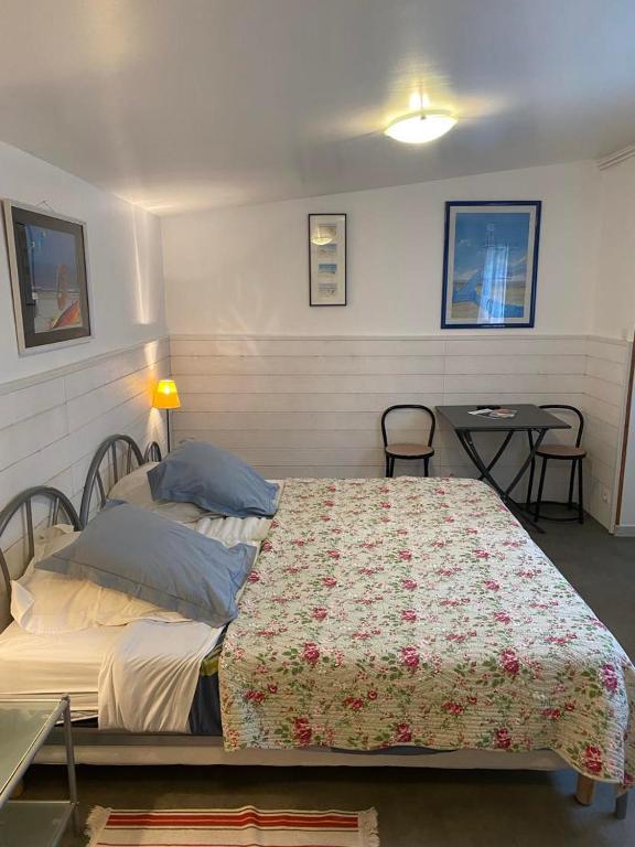 Postel nebo postele na pokoji v ubytování Chambres d'hotes Welcome Trépied