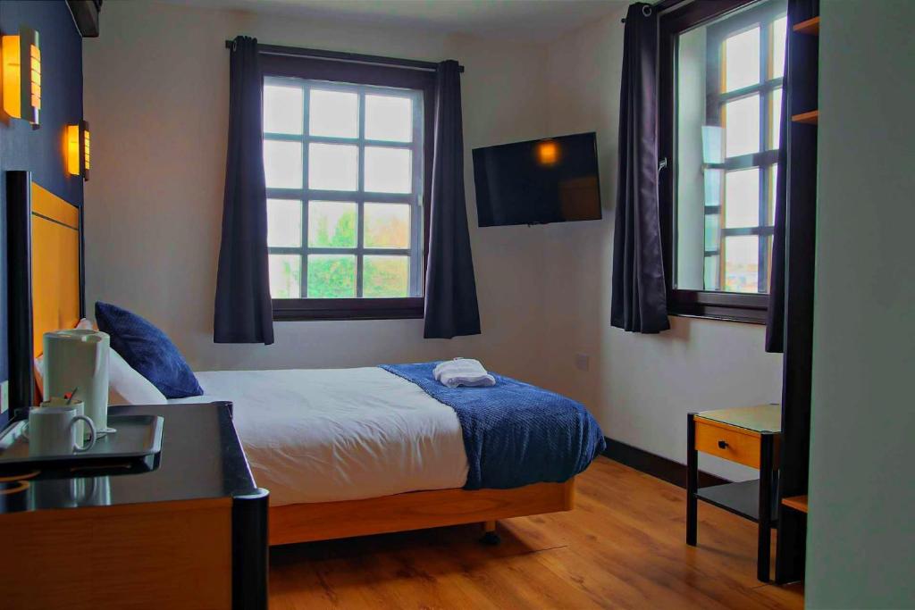 Cornmill Hotel - Standard King Room