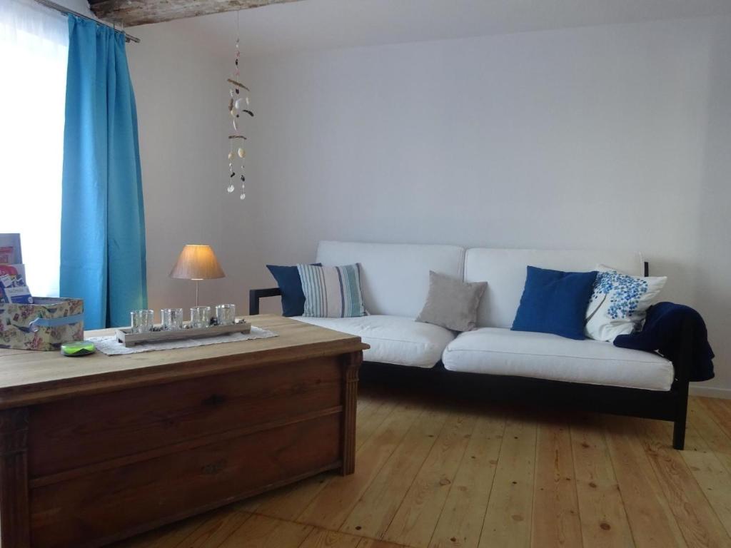 Χώρος καθιστικού στο Modernes und gemütliches Ferienhaus mit Innenhof