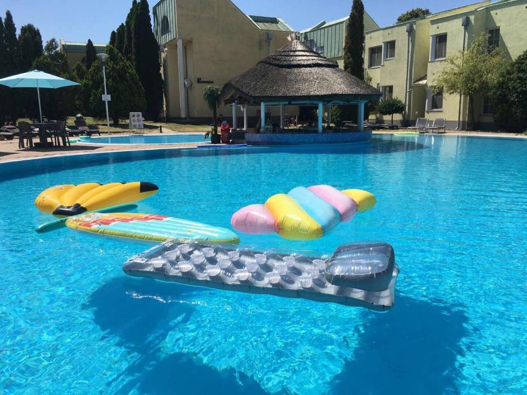 Bazén v ubytovaní Ocean Apartment alebo v jeho blízkosti