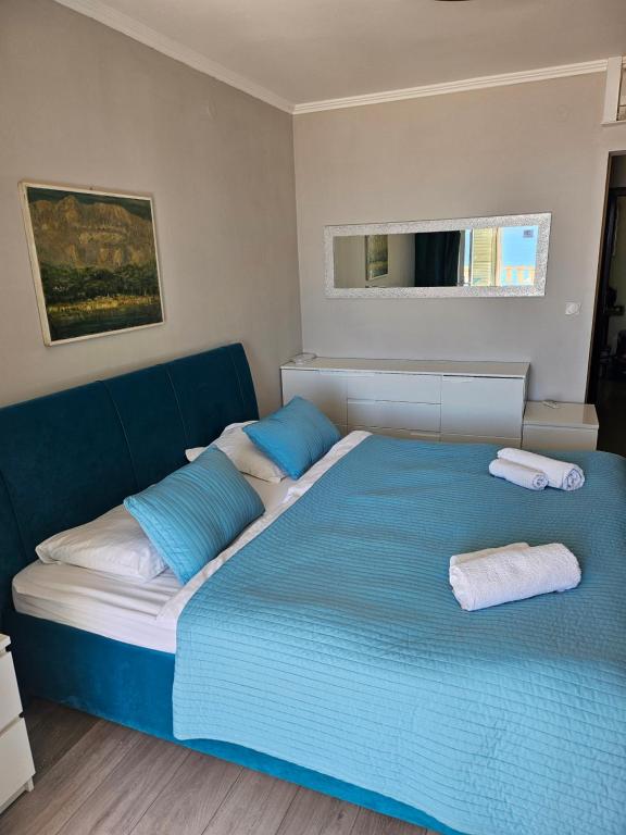 Villa BOSE - One-Bedroom Apartment With Terrace And Sea View