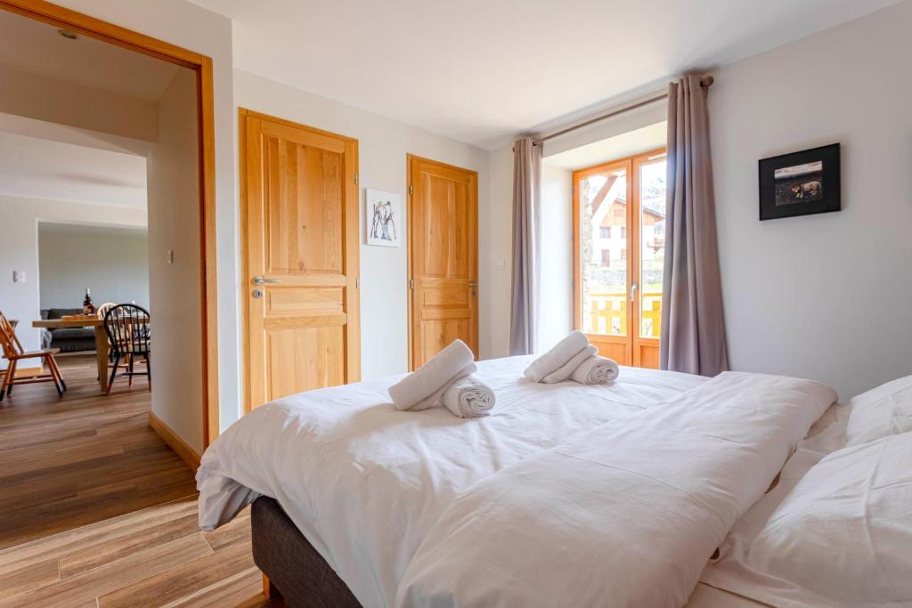 Chalet Mariejo, Sauna et Charme Alpin - Chalet 3 Chambres