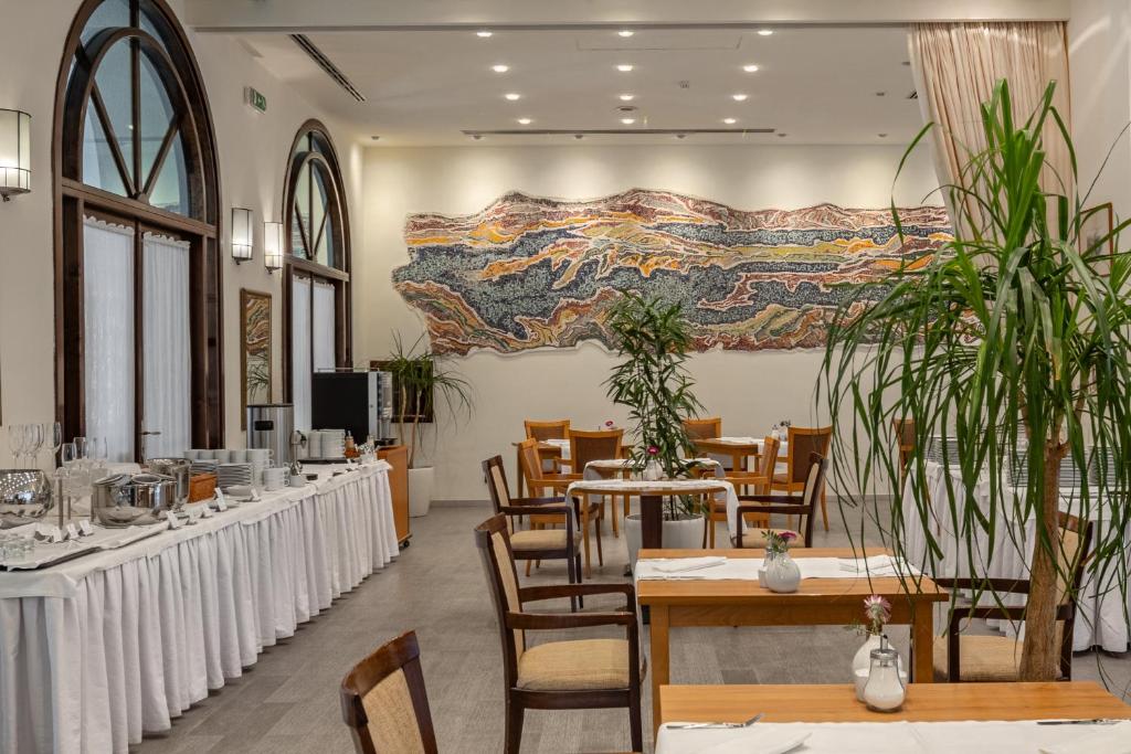 Restaurace v ubytování Grand Hotel Bonavia