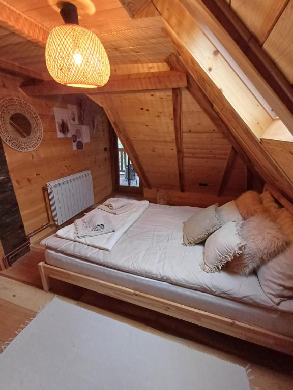 Postel nebo postele na pokoji v ubytování Drinska Dama