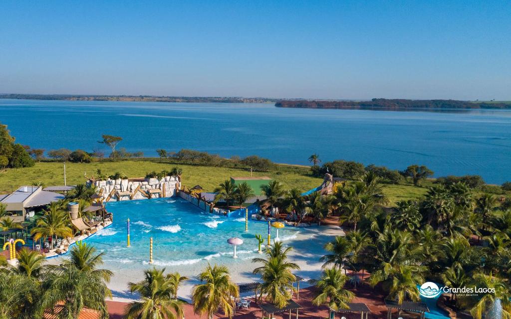 Grandes Lagos Resorts e Parque Aquático, Santa Clara dʼOeste (preços ...