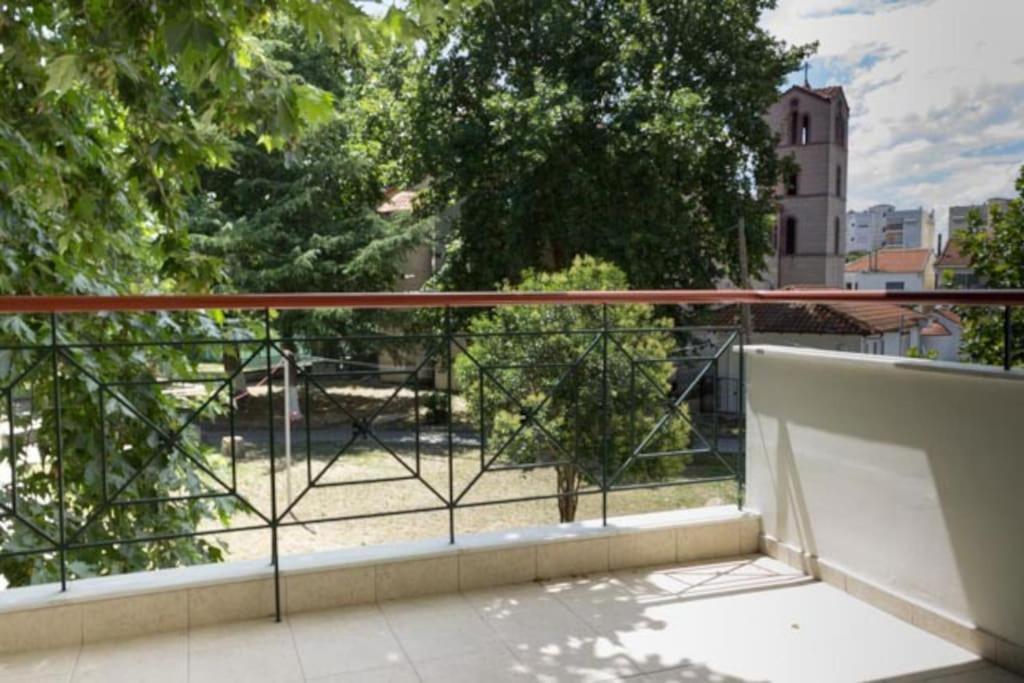 a balcony with a view of a park at Διαμέρισμα με θέα σε πάρκο! in Serres