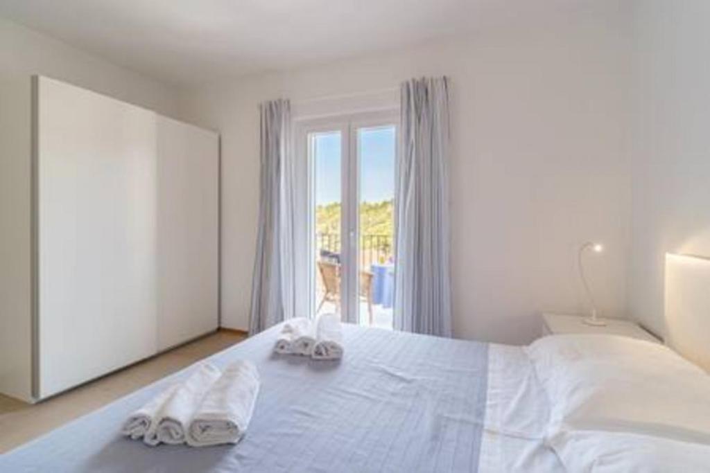 Fotografie z fotogalerie ubytování Villa Ameli v destinaci Milna