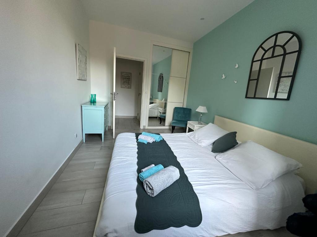 Zdjęcie z galerii obiektu Albéric et Clovis Locations saisonnières w mieście Sarlat-la-Canéda