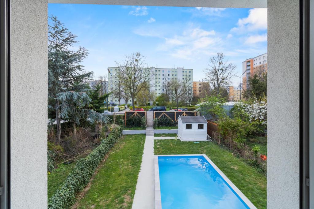 Bazén v ubytování Villa Jäger mit Pool in Wien nebo v jeho okolí