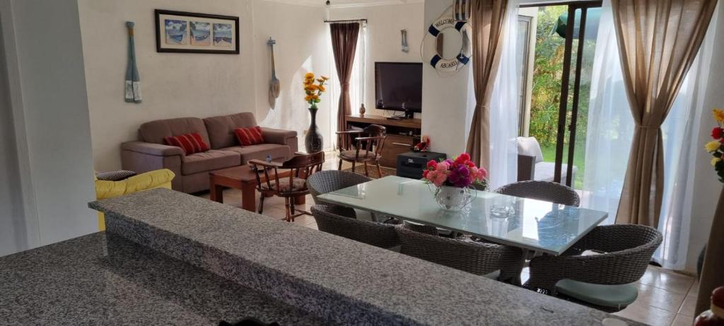 Posezení v ubytování Casa Condominio Papudo Punta Puyai