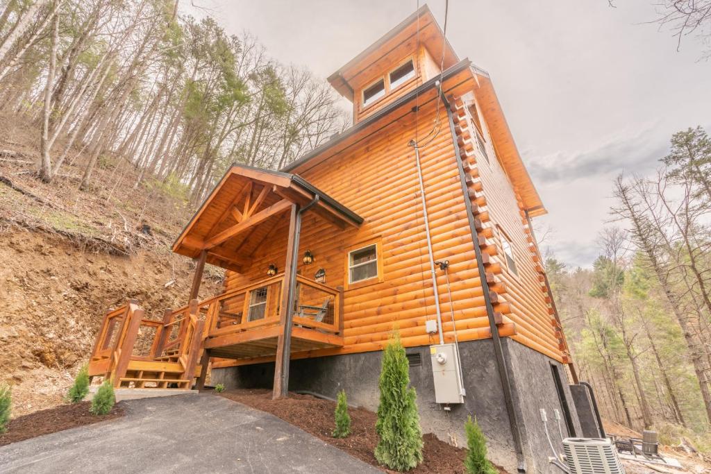 a tree house built on top of a road at Hawks Nest Mountain Cabin in Sevierville